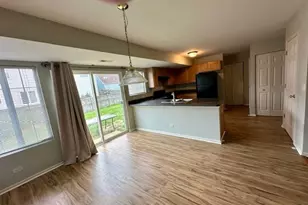 1752 Rebecca Ln, Aurora, IL 60504 - Photo 10