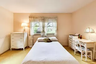 1430 Granville Ave, Park Ridge, IL 60068 - Photo 10