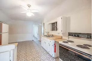 5834 W Byron St, Chicago, IL 60634 - Photo 12