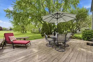 221 Wakefield Ln, Geneva, IL 60134 - Photo 22