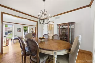 221 Wakefield Ln, Geneva, IL 60134 - Photo 8