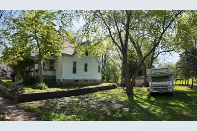 113 S Isabella Street, Clifton, IL 61727 - Photo 20