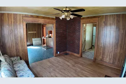 113 S Isabella Street, Clifton, IL 61727 - Photo 4