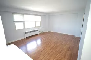 2909 N Sheridan Rd, Chicago, IL 60657 - Photo 2