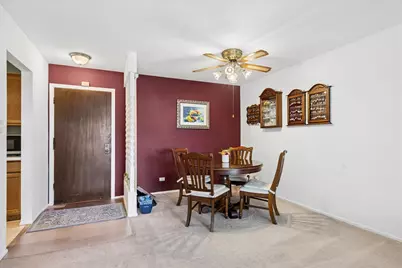 3350 N Carriageway Drive #303, Arlington Heights, IL 60004 - Photo 4