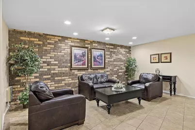 3350 N Carriageway Drive #303, Arlington Heights, IL 60004 - Photo 18
