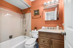 3350 N Carriageway Dr, Arlington Heights, IL 60004 - Photo 16