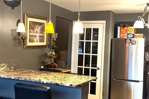 14241 S Marquette Ave, Burnham, IL 60633 - Photo 12