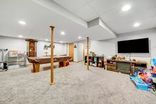 8604 Carradale Dr, Caledonia, IL 61011 - Photo 40