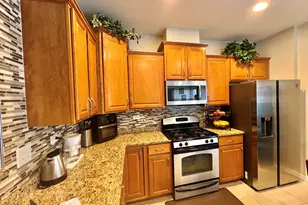 8537 Grove St, Morton Grove, IL 60053 - Photo 16