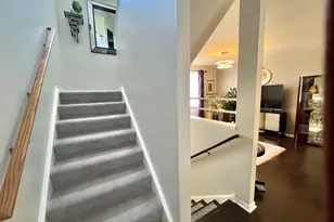 8537 Grove St, Morton Grove, IL 60053 - Photo 12