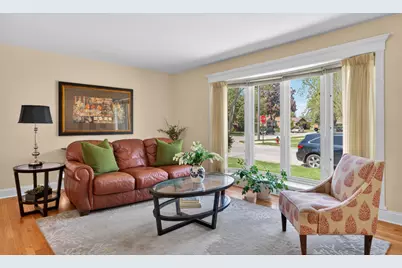 3873 Brummel Street, Skokie, IL 60076 - Photo 8