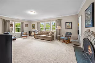 728 Hardin Ave, Aurora, IL 60506 - Photo 6
