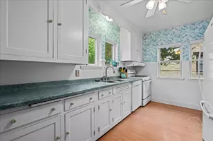728 Hardin Ave, Aurora, IL 60506 - Photo 12