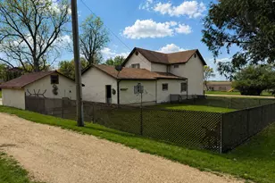 317 S Walnut St, Shannon, IL 61078 - Photo 6