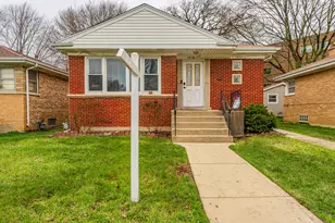 4856 Howard St, Skokie, IL 60077 - Photo 2