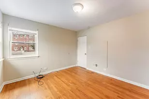 4856 Howard St, Skokie, IL 60077 - Photo 18