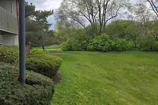 1347 Cunat Ct, Lake in the Hills, IL 60156 - Photo 12