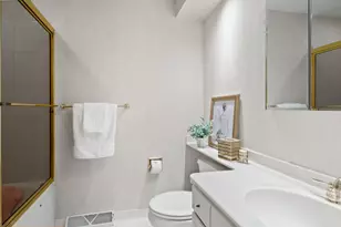 715 Tomlin Dr, Burr Ridge, IL 60527 - Photo 14