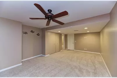 6415 Valley Ridge Drive, Plainfield, IL 60586 - Photo 32