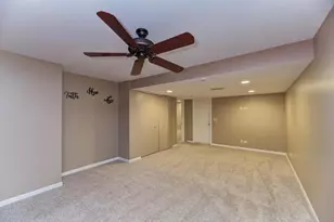 6415 Valley Ridge Dr, Plainfield, IL 60586 - Photo 32