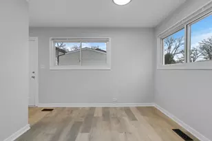 108 Walnut Dr, Streamwood, IL 60107 - Photo 12