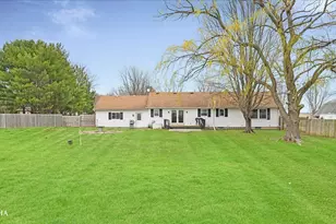 18175 Folker Rd, Morrison, IL 61270 - Photo 26