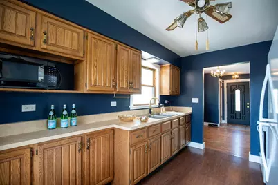 510 N Fairview Avenue, Mount Prospect, IL 60056 - Photo 6