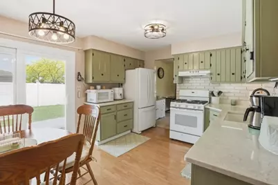 549 Willow Lane, Beecher, IL 60401 - Photo 10