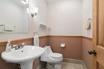1600 E Linden Lane, Mount Prospect, IL 60056 - Photo 18