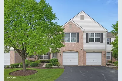 1660 Grove Avenue #B, Schaumburg, IL 60193 - Photo 1