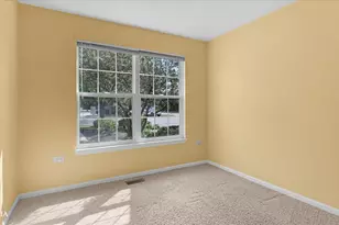 1660 Grove Ave, Schaumburg, IL 60193 - Photo 18