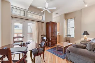 2541 N Racine Ave, Chicago, IL 60614 - Photo 8