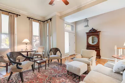 2541 N Racine Avenue #1, Chicago, IL 60614 - Photo 4