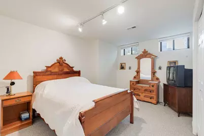 2541 N Racine Avenue #1, Chicago, IL 60614 - Photo 14
