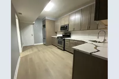2323 W Fullerton Avenue, Chicago, IL 60647 - Photo 12