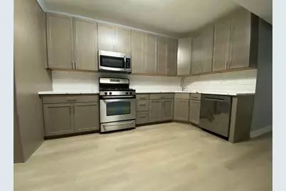 2323 W Fullerton Avenue, Chicago, IL 60647 - Photo 6