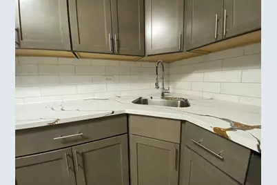 2323 W Fullerton Avenue, Chicago, IL 60647 - Photo 32