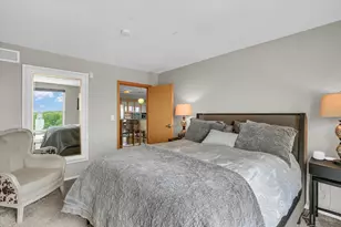 301 N Neil St, Champaign, IL 61820 - Photo 32