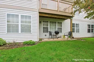 1152 N Red Oak Cir, Round Lake Beach, IL 60073 - Photo 18