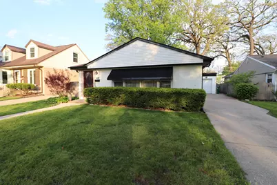 817 Rowe Avenue, Park Ridge, IL 60068 - Photo 2