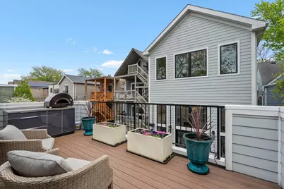 1924 W Farragut Avenue, Chicago, IL 60640 - Photo 52