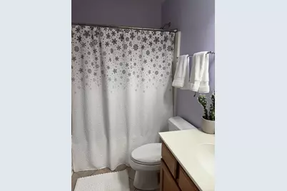 172 N East River Road #R, Des Plaines, IL 60016 - Photo 24