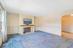 150 E Mill St, Wauconda, IL 60084 - Photo 4