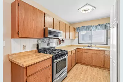 150 E Mill Street, Wauconda, IL 60084 - Photo 8