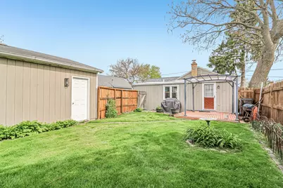 150 E Mill Street, Wauconda, IL 60084 - Photo 26