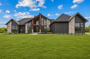 4311 Red Tail Ln, Johnsburg, IL 60051 - Photo 8