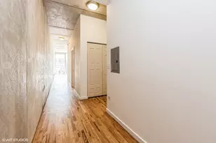 630 N Franklin St, Chicago, IL 60654 - Photo 2