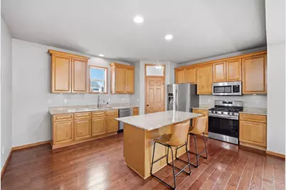 1917 Constitution Street, Sycamore, IL 60178 - Photo 14
