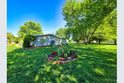 29 Stone Forge Pike, Flora, IL 62839 - Photo 2
